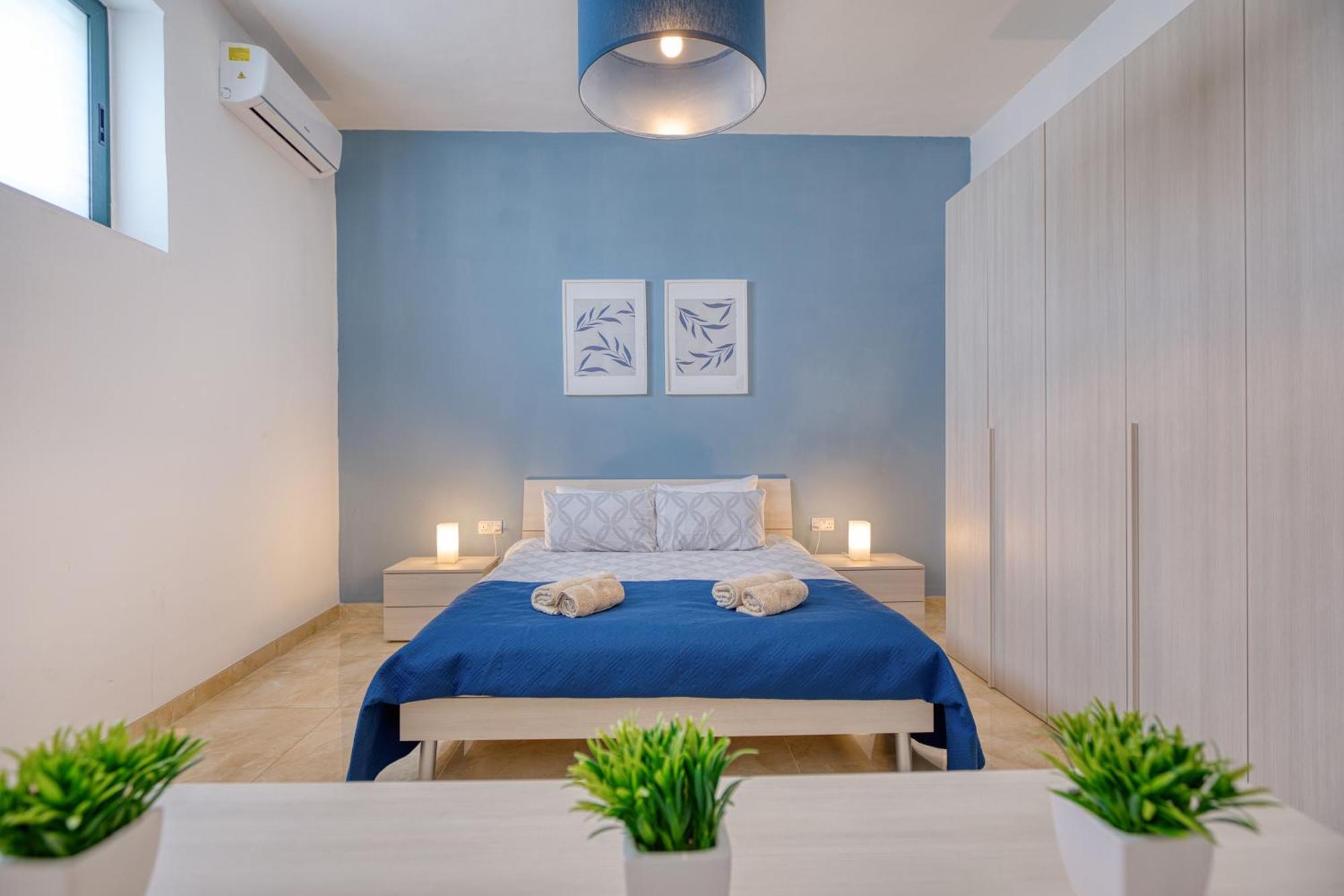 Spacious, Bright, Valley & Sea View Maisonette