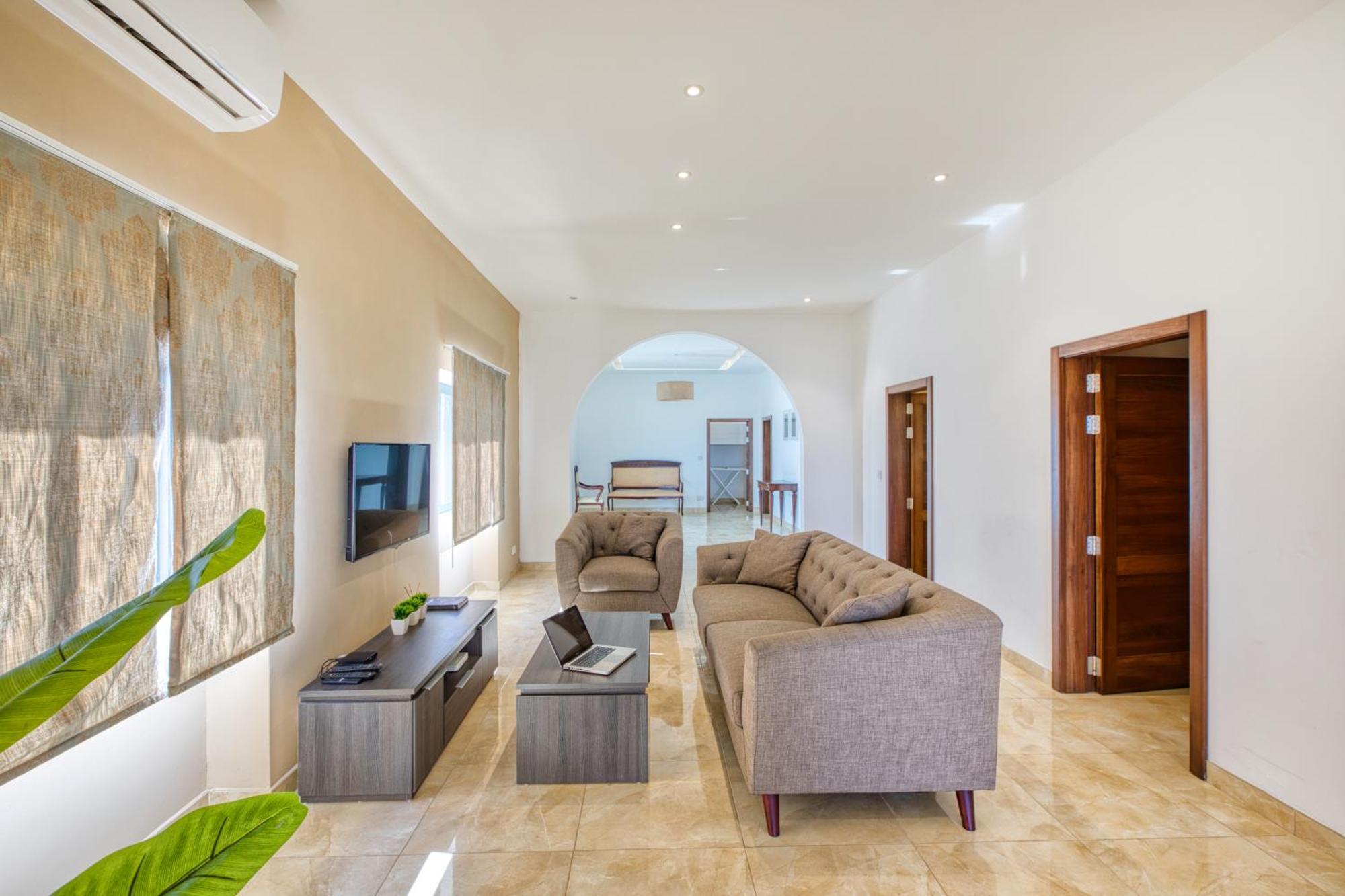 Spacious, Bright, Valley & Sea View Maisonette Xagħra