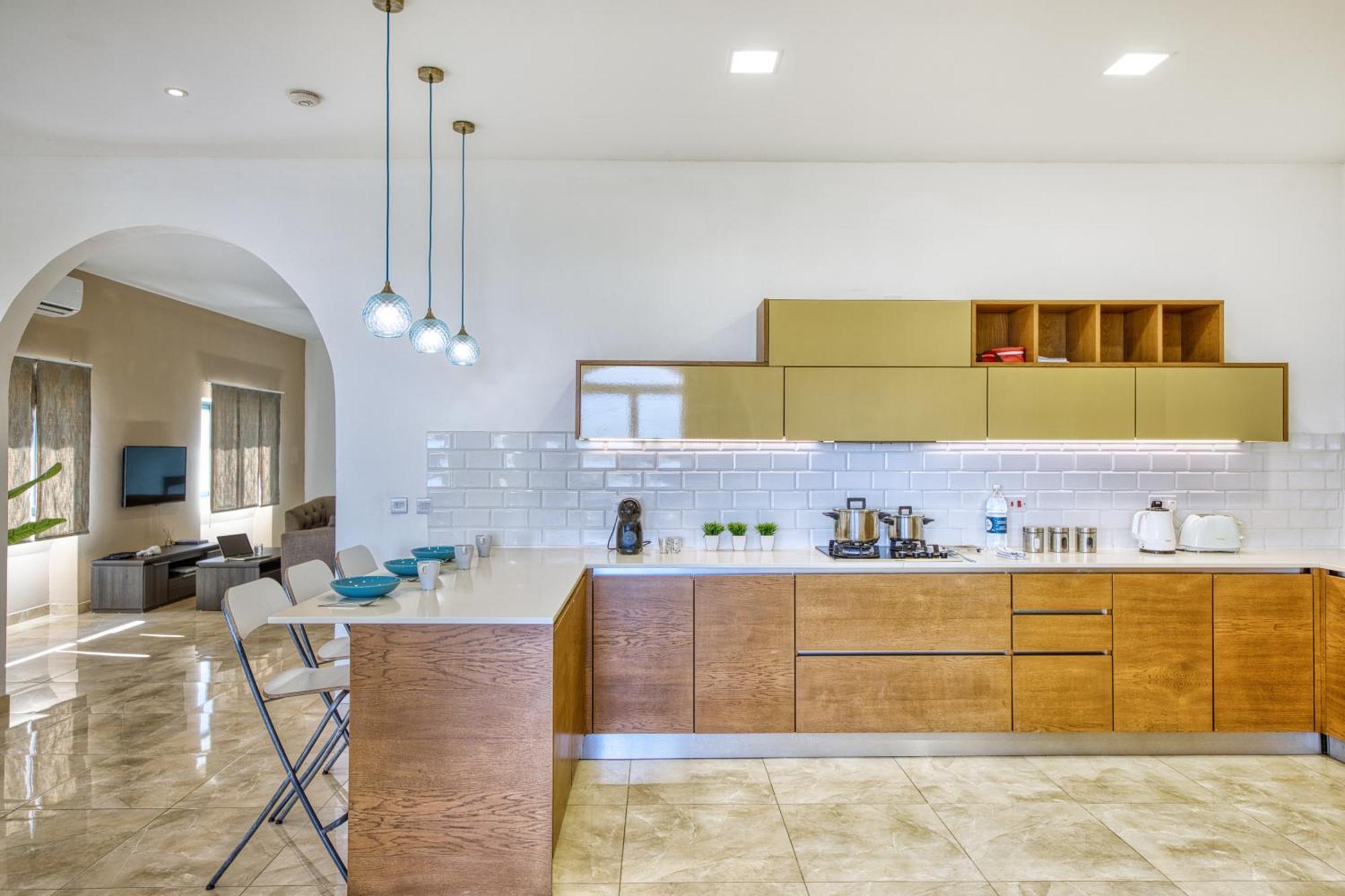 Spacious, Bright, Valley & Sea View Maisonette Xagħra