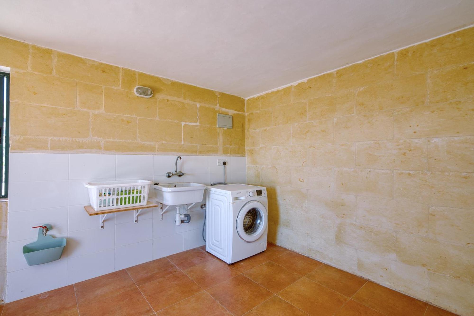 شقة Spacious, Bright, Valley & Sea View Maisonette